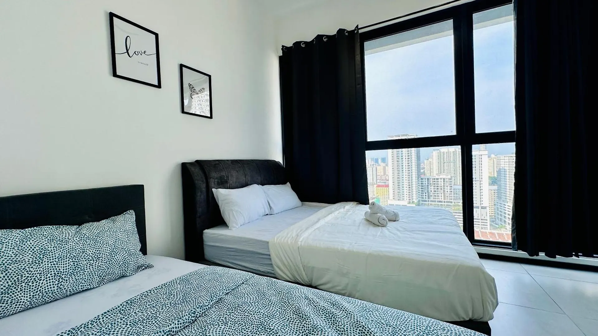 Modern 3Br Getaway Perfect For Families & Groups 10 Pax Apartamento Jelutong