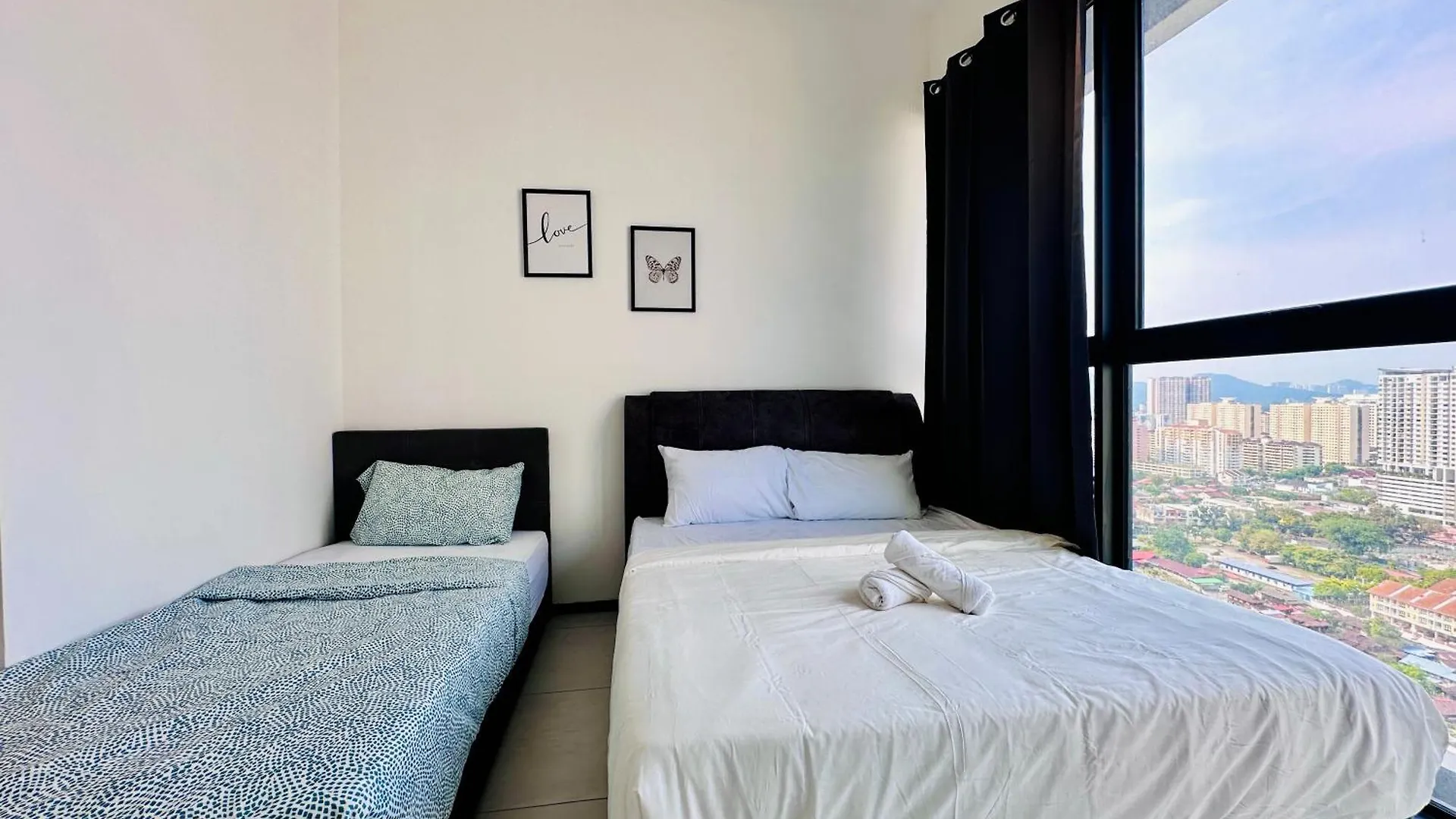 Modern 3Br Getaway Perfect For Families & Groups 10 Pax Apartamento Jelutong Malásia