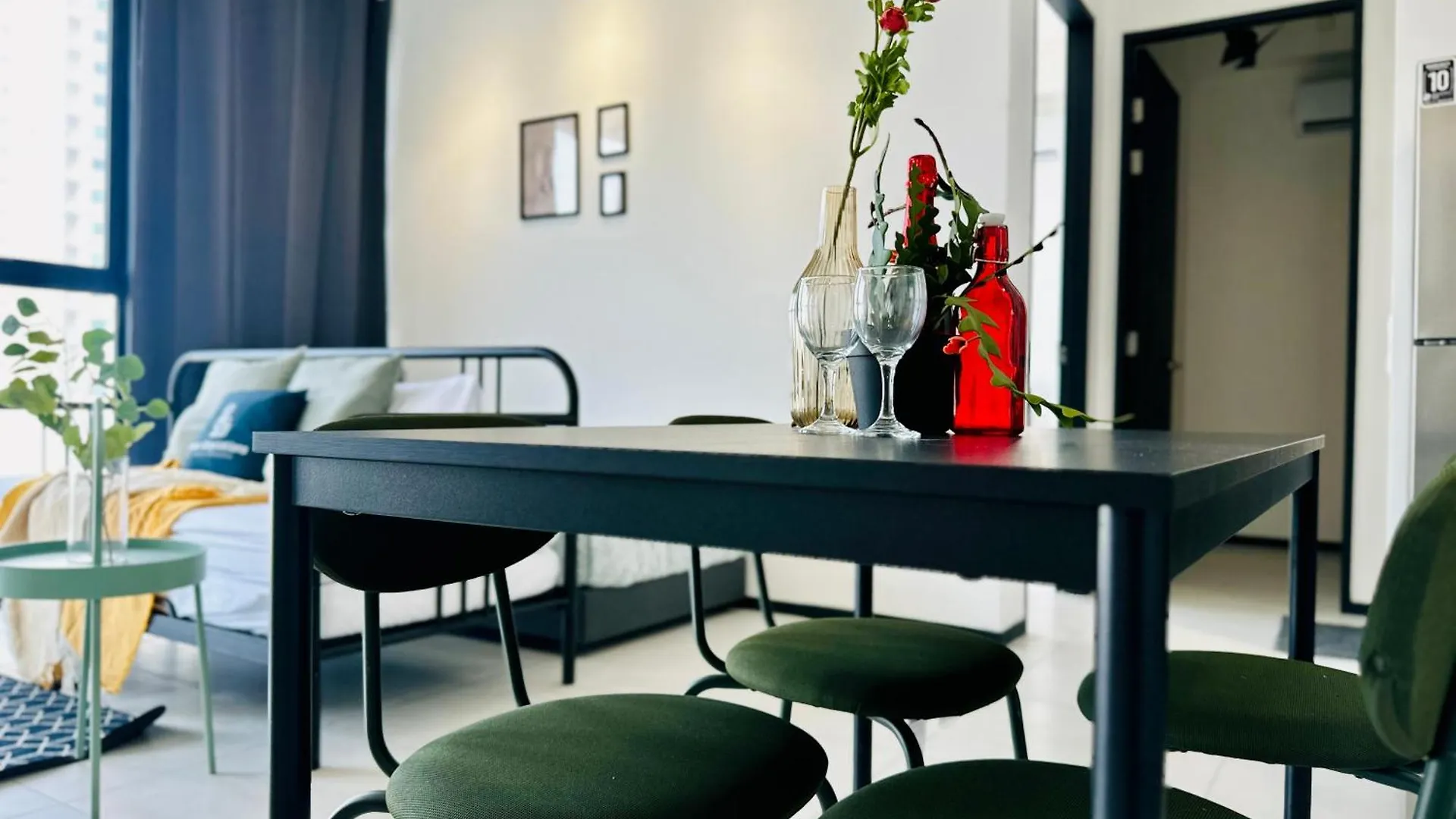 Modern 3Br Getaway Perfect For Families & Groups 10 Pax Apartamento Jelutong 0*,  Malásia